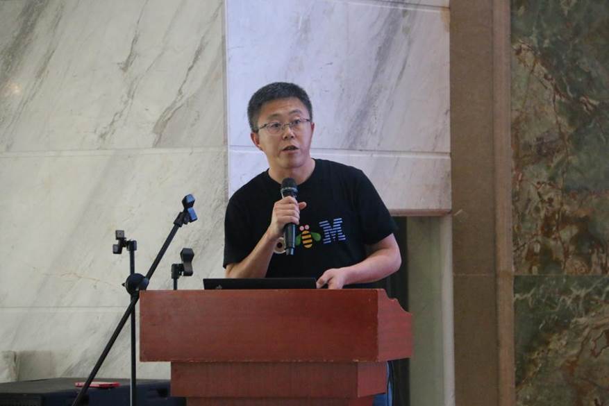 9668bf6eb9934a219b1a17f2a771c33